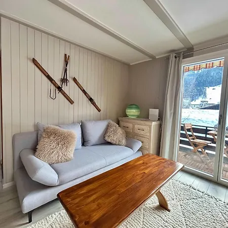 Chalet Le Petite Rougemont